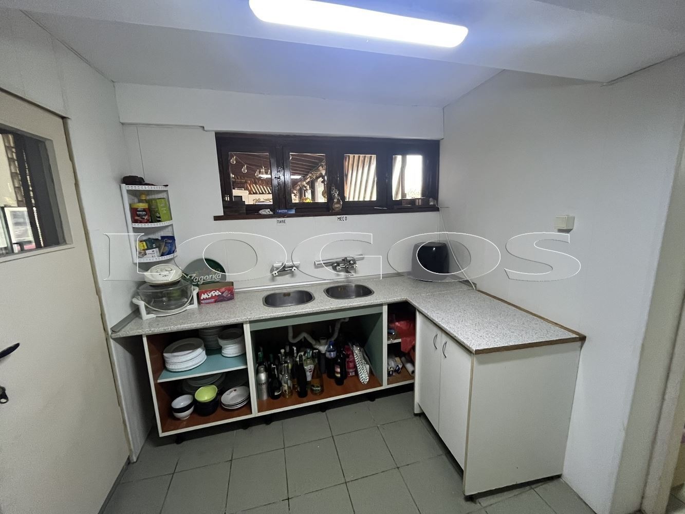 Продава ЗАВЕДЕНИЕ, с. Здравец, област Варна, снимка 7 - Заведения - 53619336