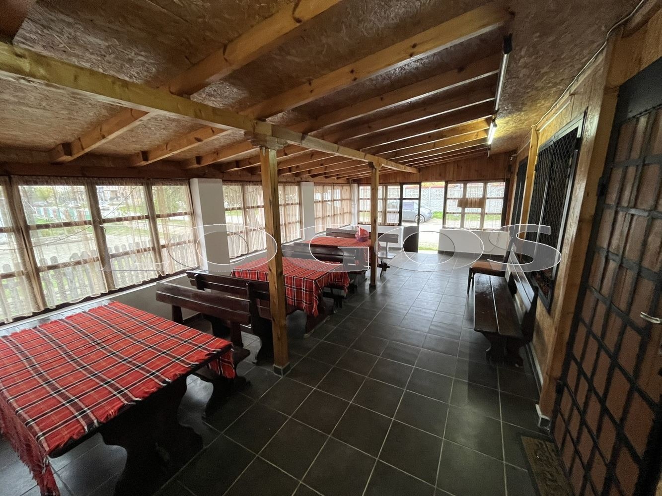 Продава ЗАВЕДЕНИЕ, с. Здравец, област Варна, снимка 3 - Заведения - 53619336