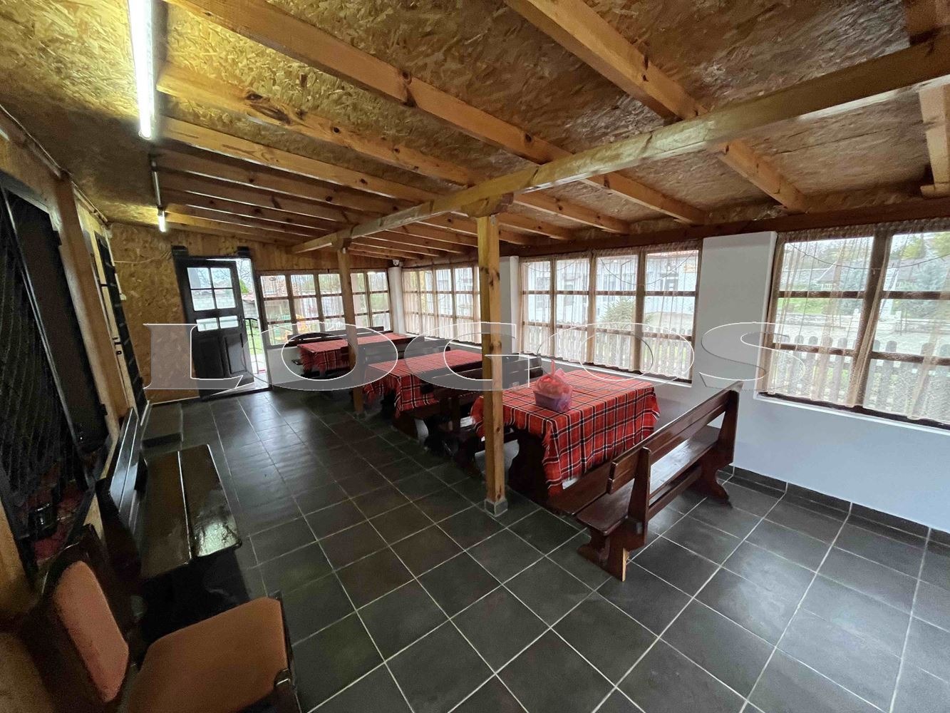 Продава ЗАВЕДЕНИЕ, с. Здравец, област Варна, снимка 4 - Заведения - 53619336