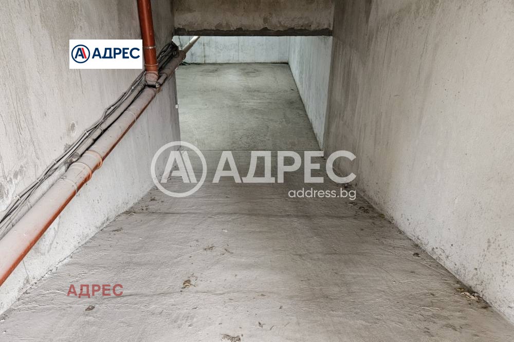 Продава ГАРАЖ, ПАРКОМЯСТО, гр. Варна, Базар Левски, снимка 2 - Гаражи и паркоместа - 53900097