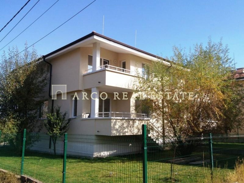 Продава КЪЩА в град София, Манастирски ливади - 186 кв.м / 465 000 € » 909 460.95 лв., АРКО РИЪЛ ЕСТЕЙТ