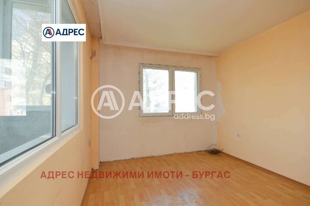 Продава МНОГОСТАЕН, гр. Бургас, Зорница, снимка 5 - Апартаменти - 54597861