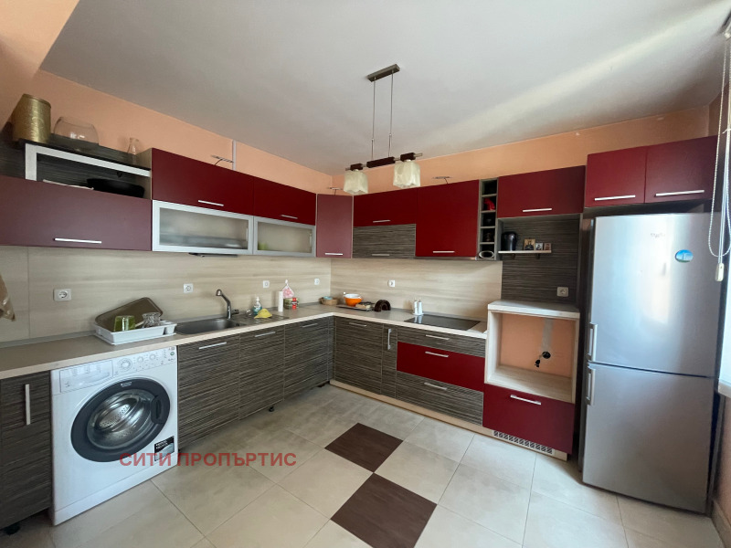 Продава МНОГОСТАЕН в град Благоевград, Широк център - 120 кв.м / 193 000 € » 377 475.19 лв., СИТИ ПРОПЪРТИС