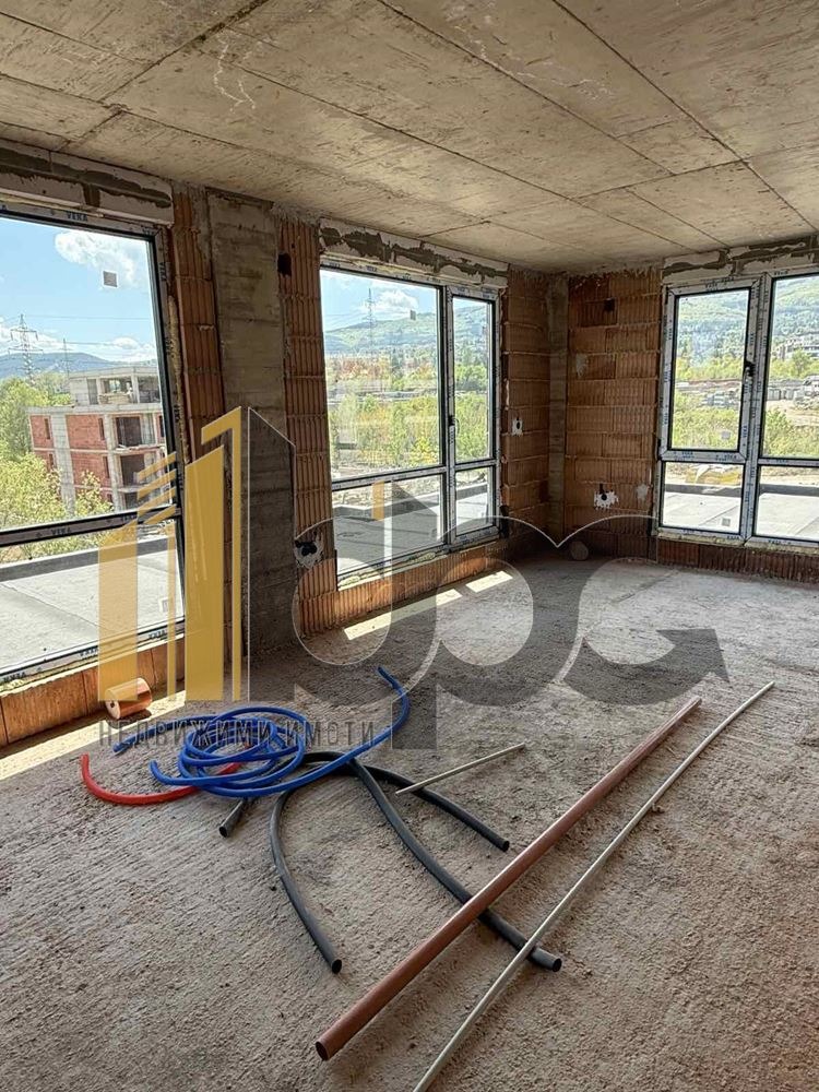 Na sprzedaż  2 sypialnie Sofia , Malinowa dolina , 207 mkw | 31866909 - obraz [4]