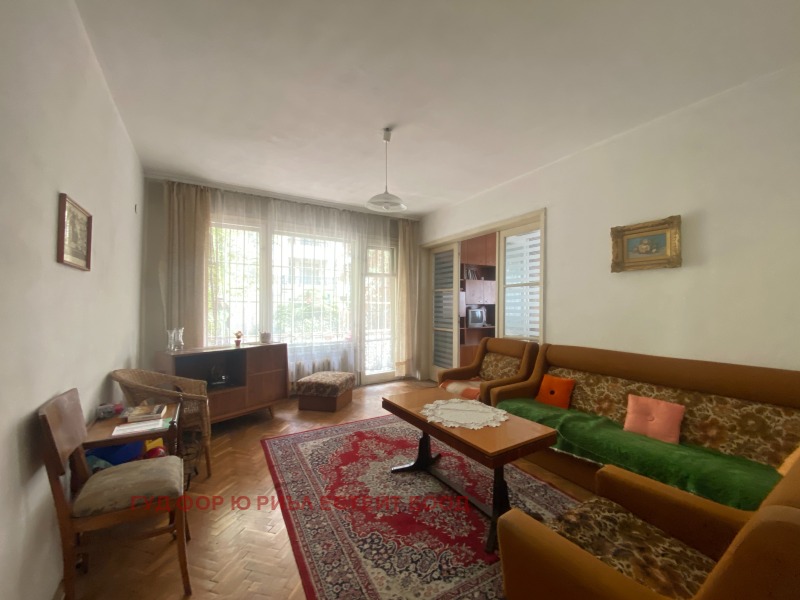 Продава  4-стаен град София , Лозенец , 100 кв.м | 90754930
