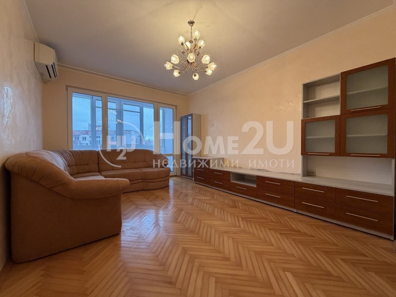 Продава 4-СТАЕН, гр. Варна, Лятно кино Тракия, снимка 2 - Апартаменти - 52659623