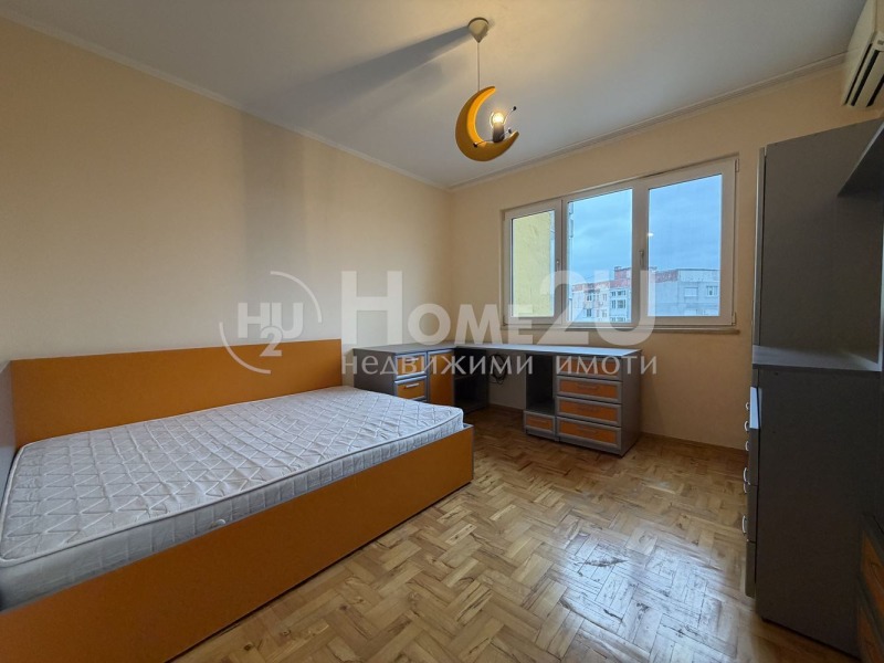 Продава 4-СТАЕН, гр. Варна, Лятно кино Тракия, снимка 4 - Апартаменти - 52659623