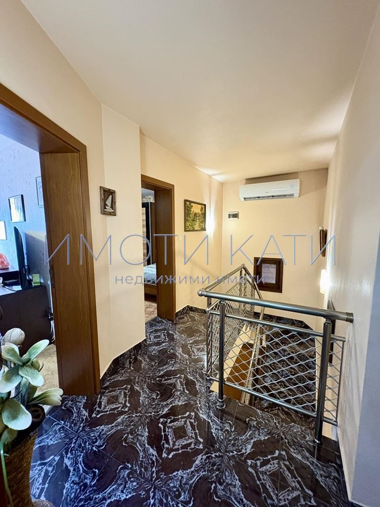 Продава КЪЩА, с. Дивотино, област Перник, снимка 13 - Къщи - 53951386