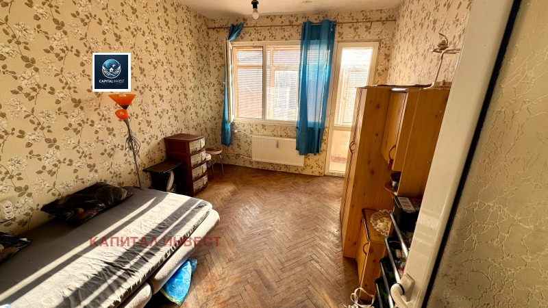 Продава  2-стаен, град Разград, Център • 77 000 € • ID 25295560 — holmes.bg - [1] 
