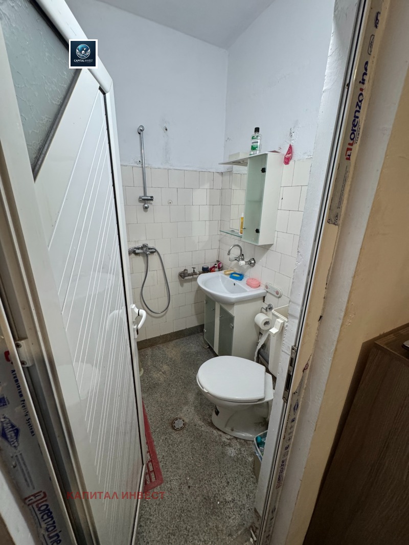 For Sale  1 bedroom Razgrad , Tsentar , 50 sq.m | 76339503 - image [6]