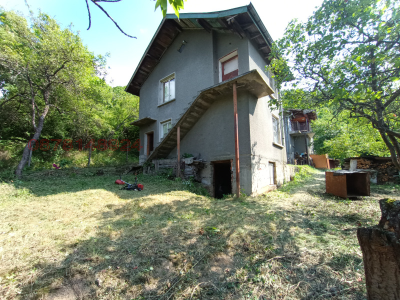 Продава  Вила област София , с. Владо Тричков , 326 кв.м | 20136934 - изображение [4]