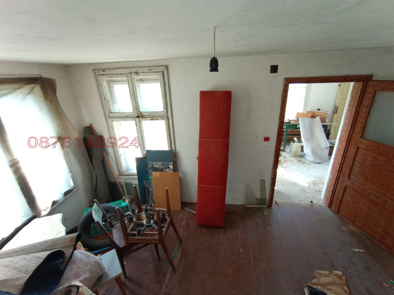 Продава  Вила област София , с. Владо Тричков , 326 кв.м | 20136934 - изображение [15]