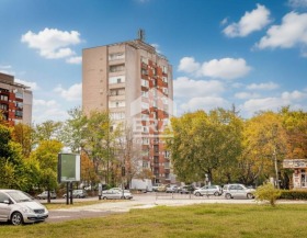 Продава 3-стаен