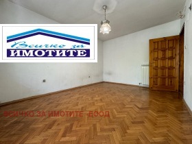 3+ bedroom Tsentar, Ruse 3