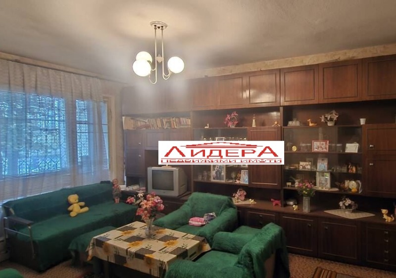 Продава 2-СТАЕН, гр. Пловдив, Христо Смирненски