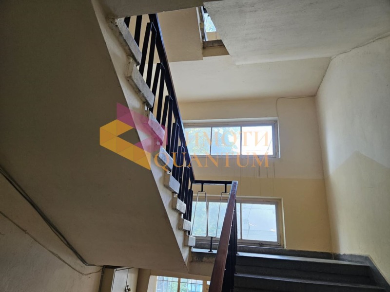 Продаја  2 спаваће собе Варна , Базар Левски , 100 м2 | 65128900 - слика [13]