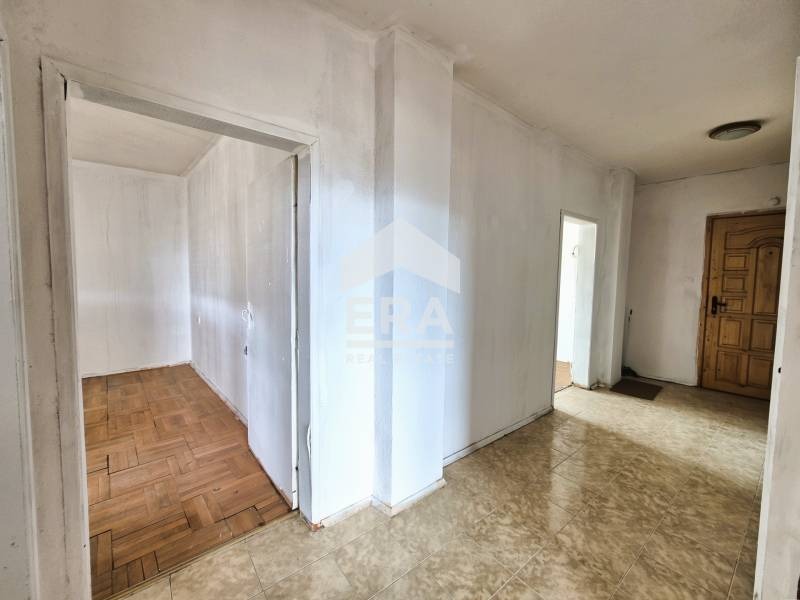 Продава  3-стаен град Кърджали , Център , 76 кв.м | 94134730 - изображение [9]