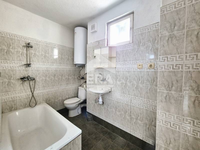 Продава  3-стаен град Кърджали , Център , 76 кв.м | 94134730 - изображение [16]