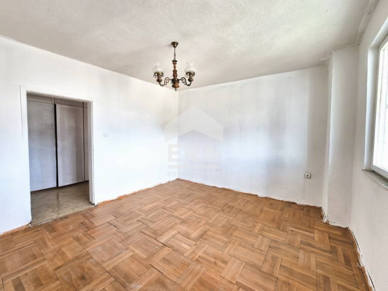 Продава  3-стаен град Кърджали , Център , 76 кв.м | 94134730 - изображение [6]