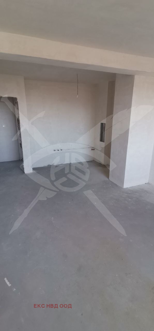 In vendita  2 camere da letto Plovdiv , Trakiia , 100 mq | 35122496