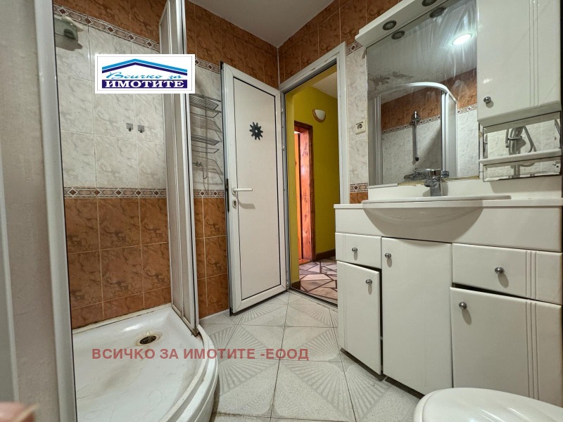 Продава  Многостаен град Русе , Център , 155 кв.м | 48672165 - изображение [8]