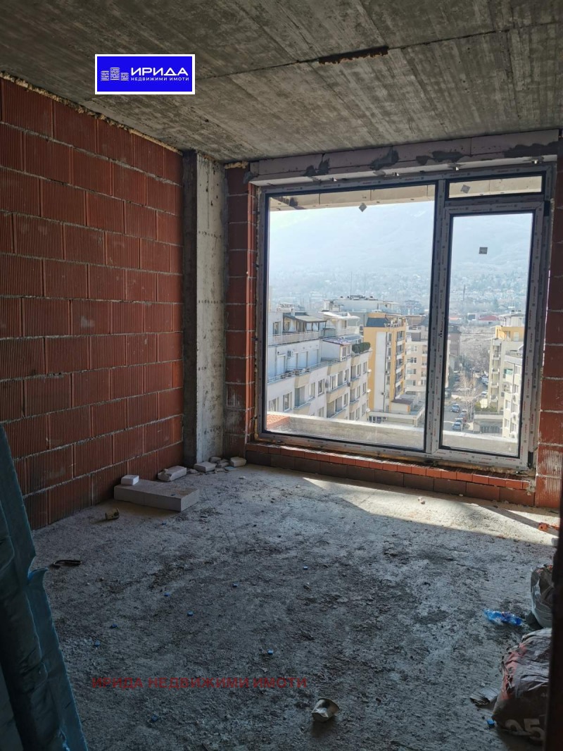 Продава  3-стаен, град София, Гоце Делчев •  262 000 EUR • ID 38920226 — holmes.bg - [1] 