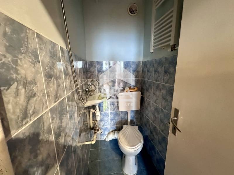 Продава 4-СТАЕН, гр. Велико Търново, Колю Фичето, снимка 10 - Апартаменти - 53733130