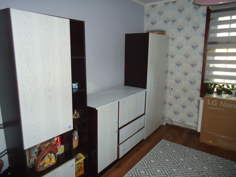 Продава КЪЩА, с. Моравица, област Враца, снимка 12 - Къщи - 46967151