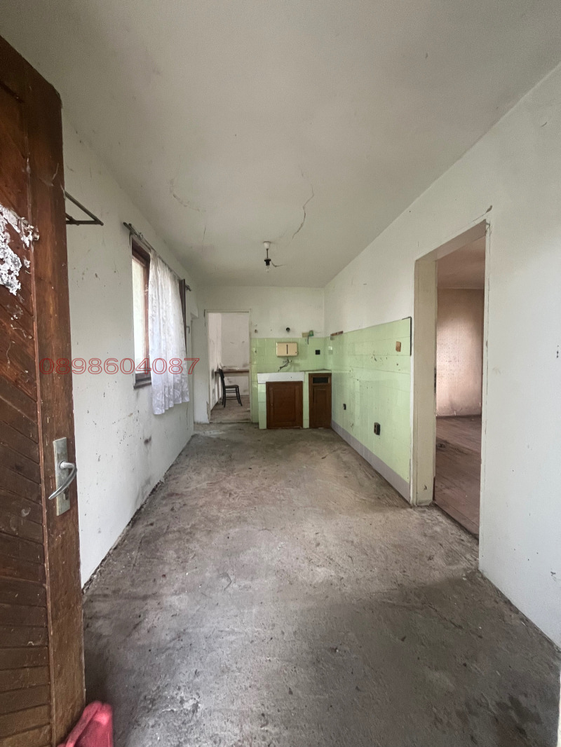 Продава КЪЩА, с. Васил Друмев, област Шумен, снимка 4 - Къщи - 52779561