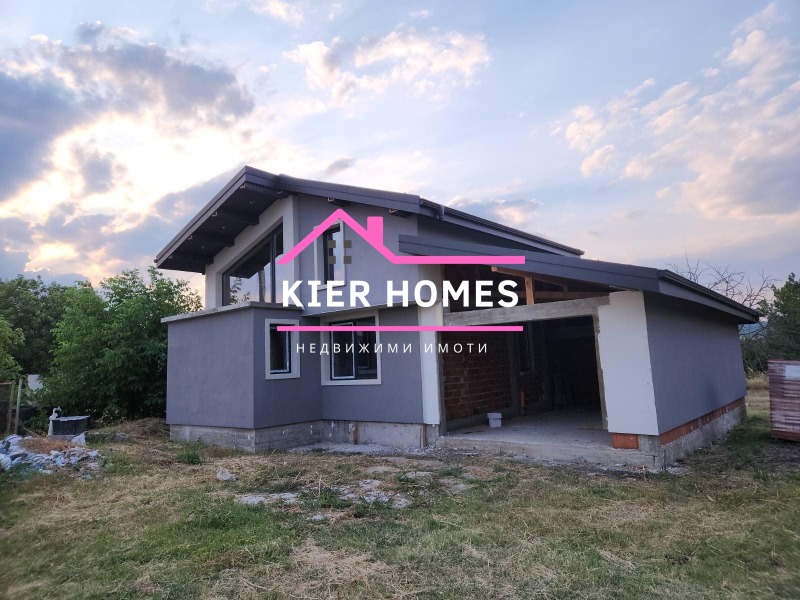 Продава КЪЩА, област Стара Загора, с. Рупките • 62000 € / 121261.46 лв. • 10760365 1