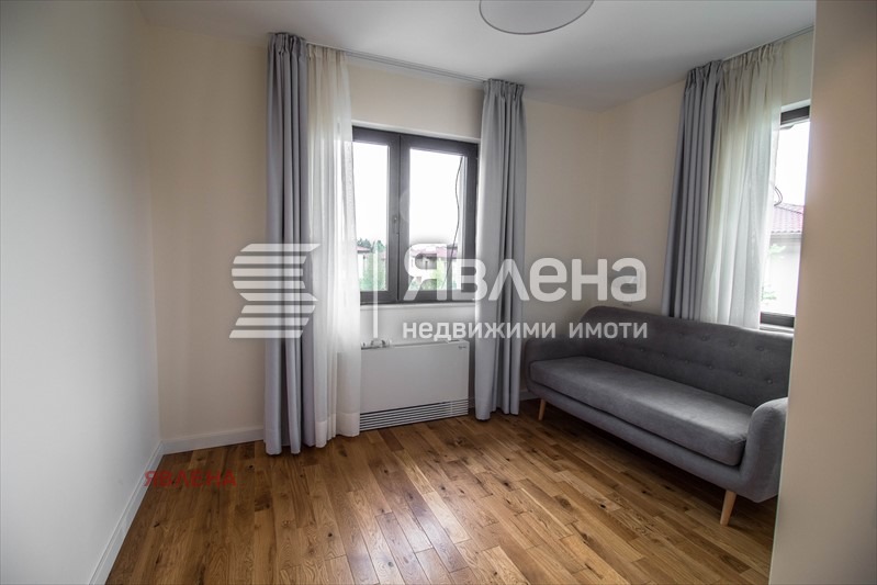 Продава КЪЩА, гр. София, с. Панчарево, снимка 16 - Къщи - 52870849