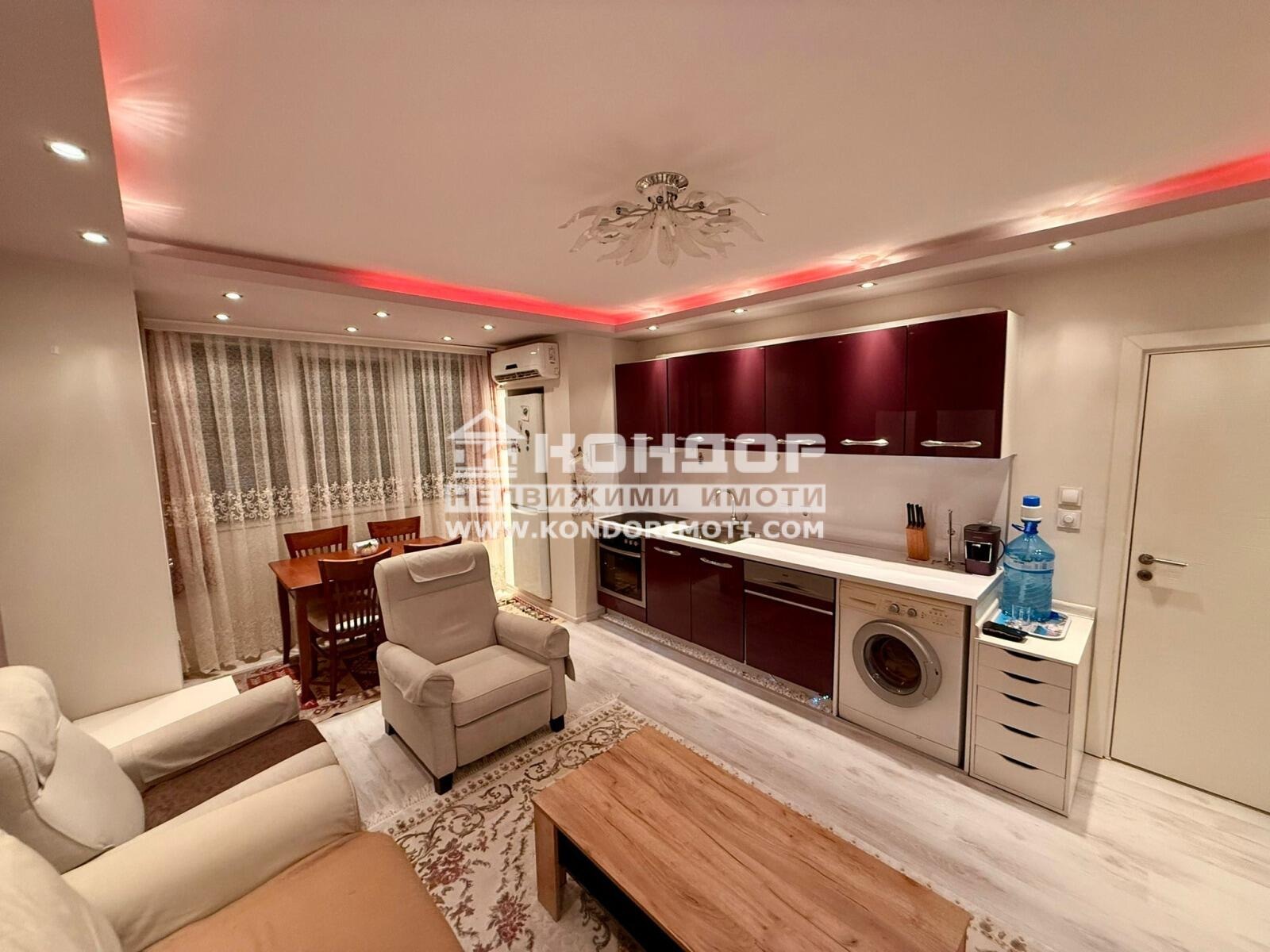 Продава 3-СТАЕН, гр. Пловдив, Център, снимка 2 - Апартаменти - 54216053