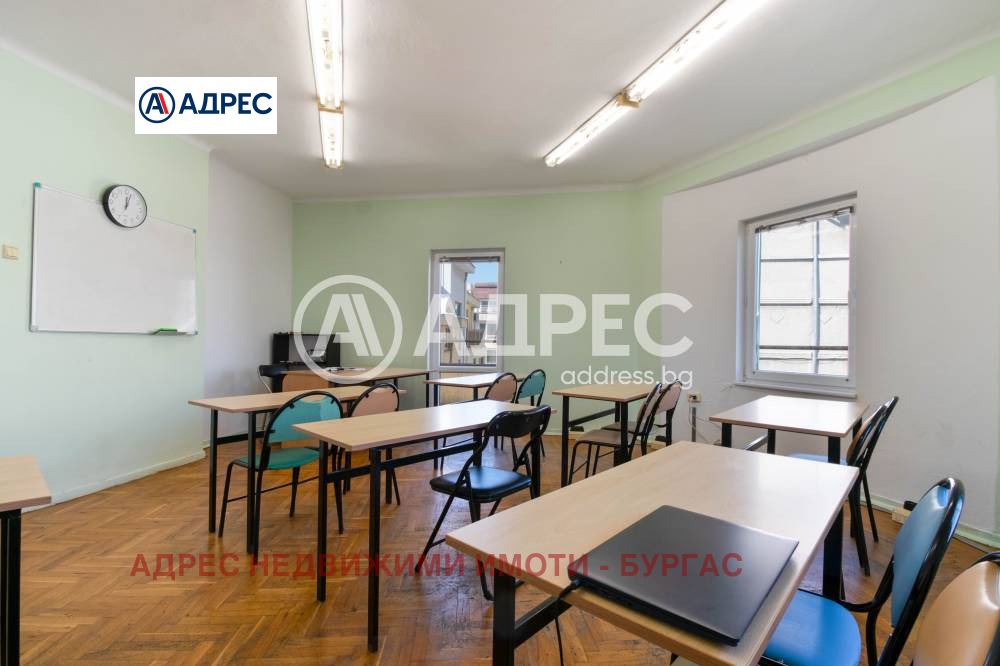 Продава КЪЩА, гр. Бургас, Център, снимка 11 - Къщи - 53782960