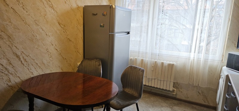 Продава 3-СТАЕН, гр. Перник, Център, снимка 10 - Апартаменти - 52694741