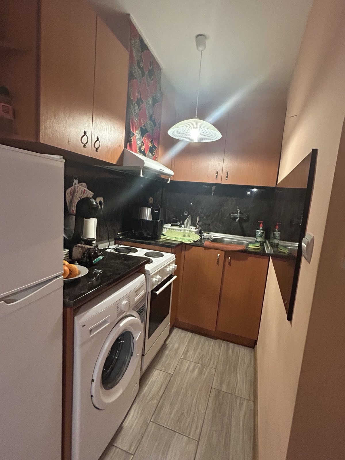 Продава 2-СТАЕН, гр. Варна, ВИНС-Червен площад