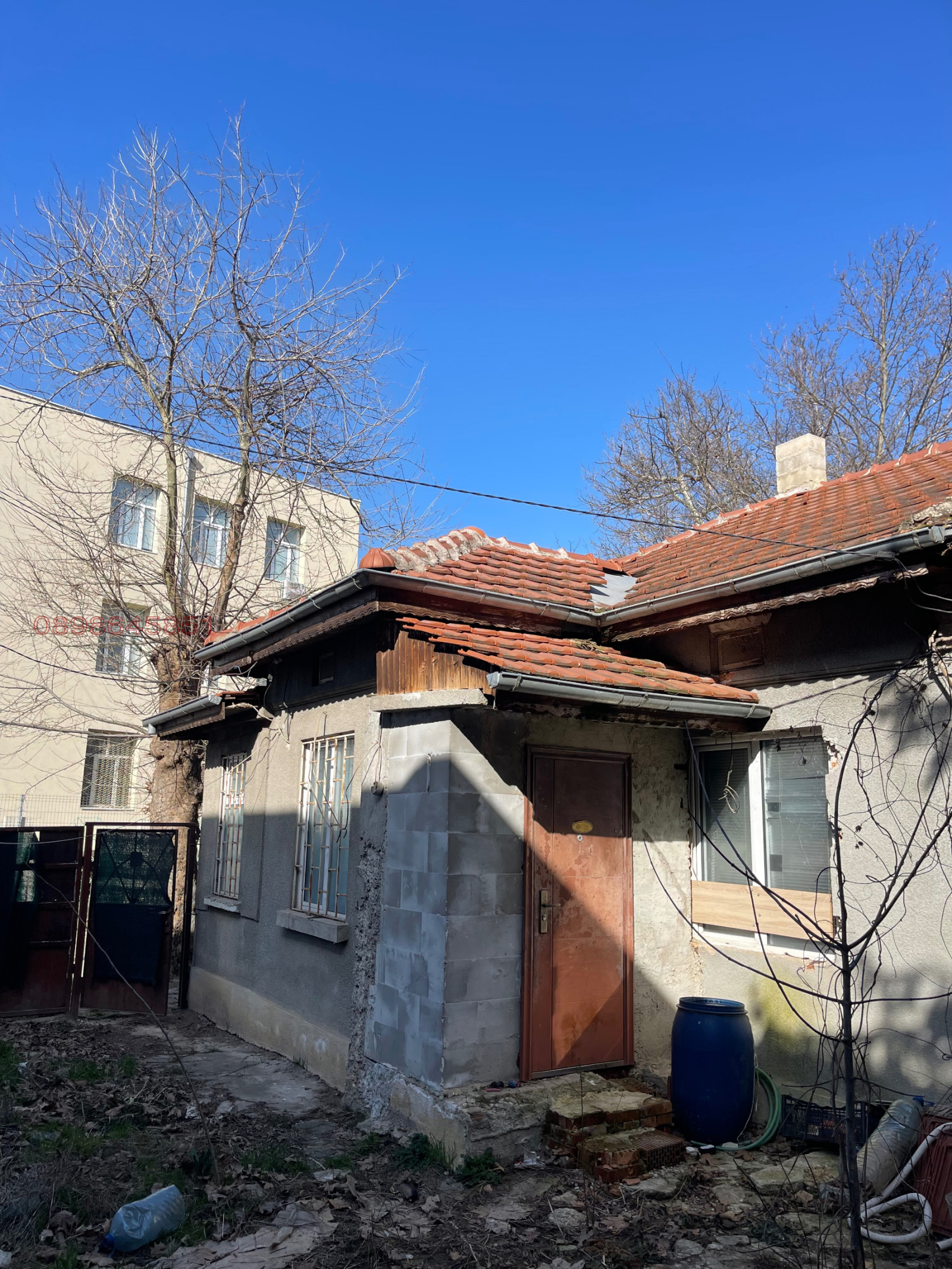 Продава КЪЩА, гр. Добрич, Кралска зона, снимка 2 - Къщи - 53832475