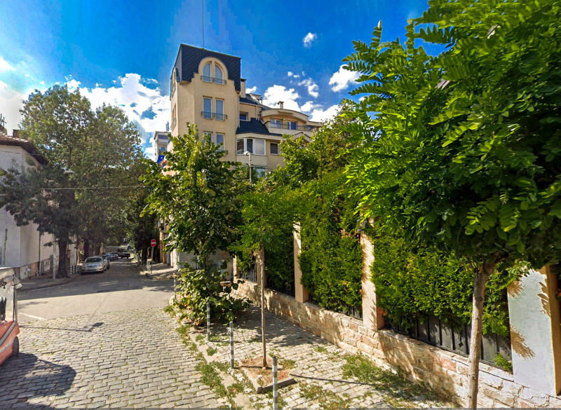 Продава  3-стаен град София , Оборище , 124 кв.м | 87696055