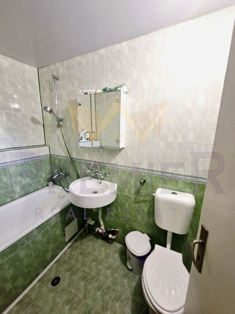 Продава КЪЩА, гр. Варна, Погреби, снимка 8 - Къщи - 54363193