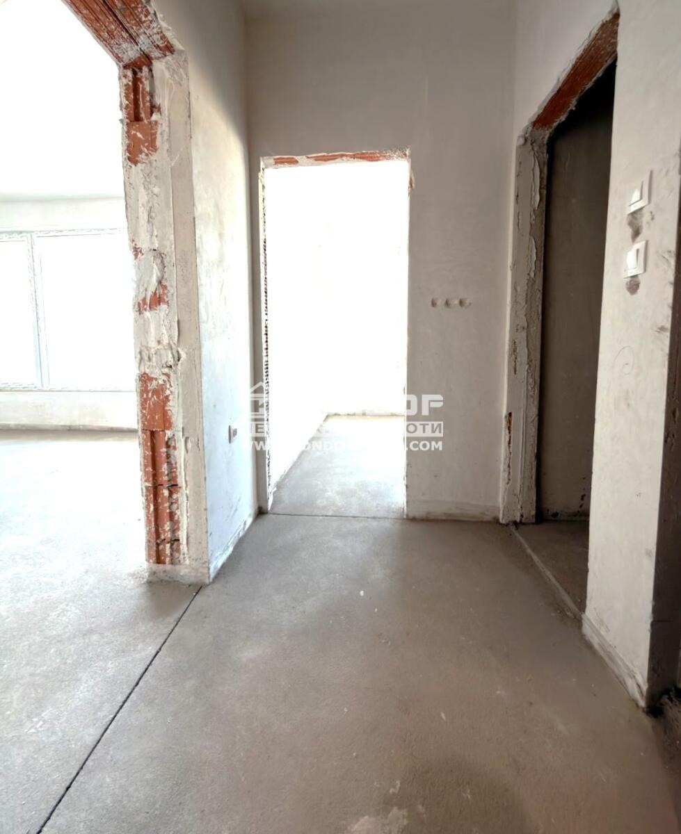 Продава 2-СТАЕН, гр. Пловдив, Остромила, снимка 5 - Апартаменти - 53970746