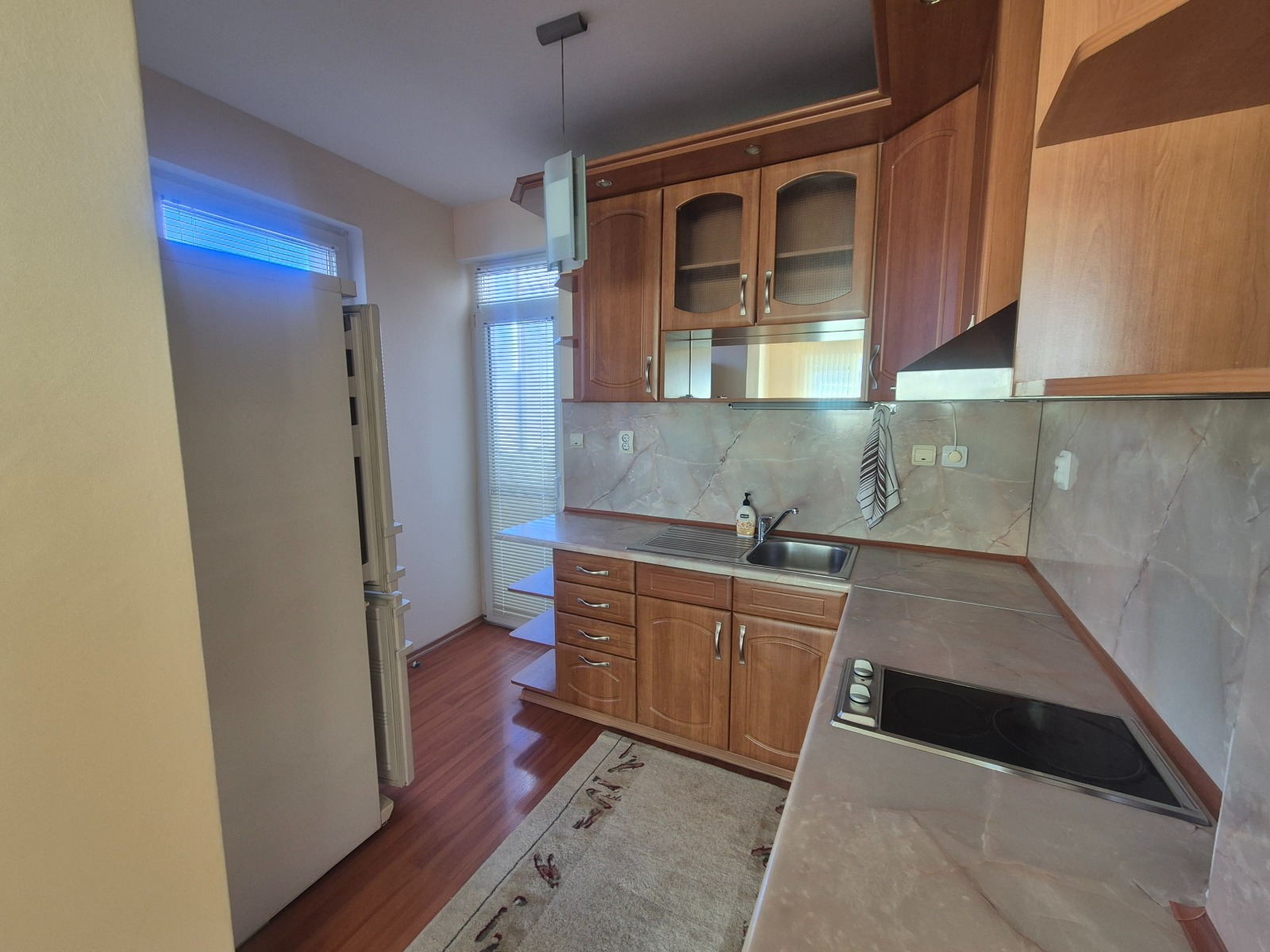 Продава 3-СТАЕН, гр. Велико Търново, Център, снимка 4 - Апартаменти - 53801232