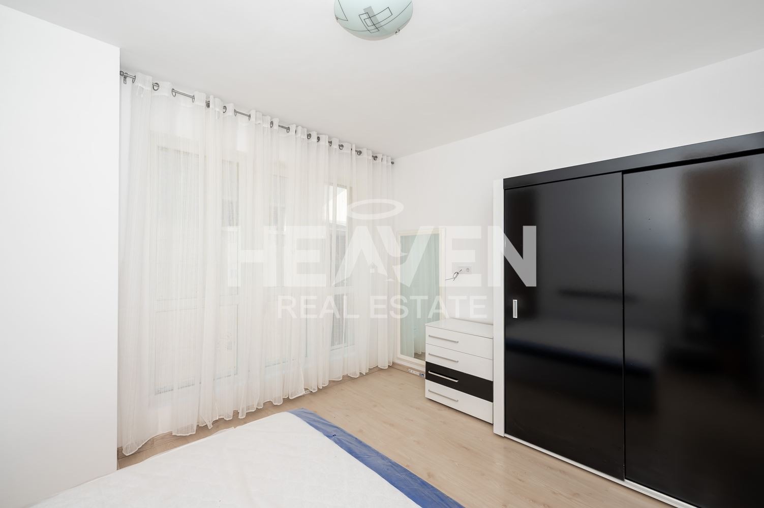 Продава 3-СТАЕН, гр. Пловдив, Остромила, снимка 2 - Апартаменти - 55811467