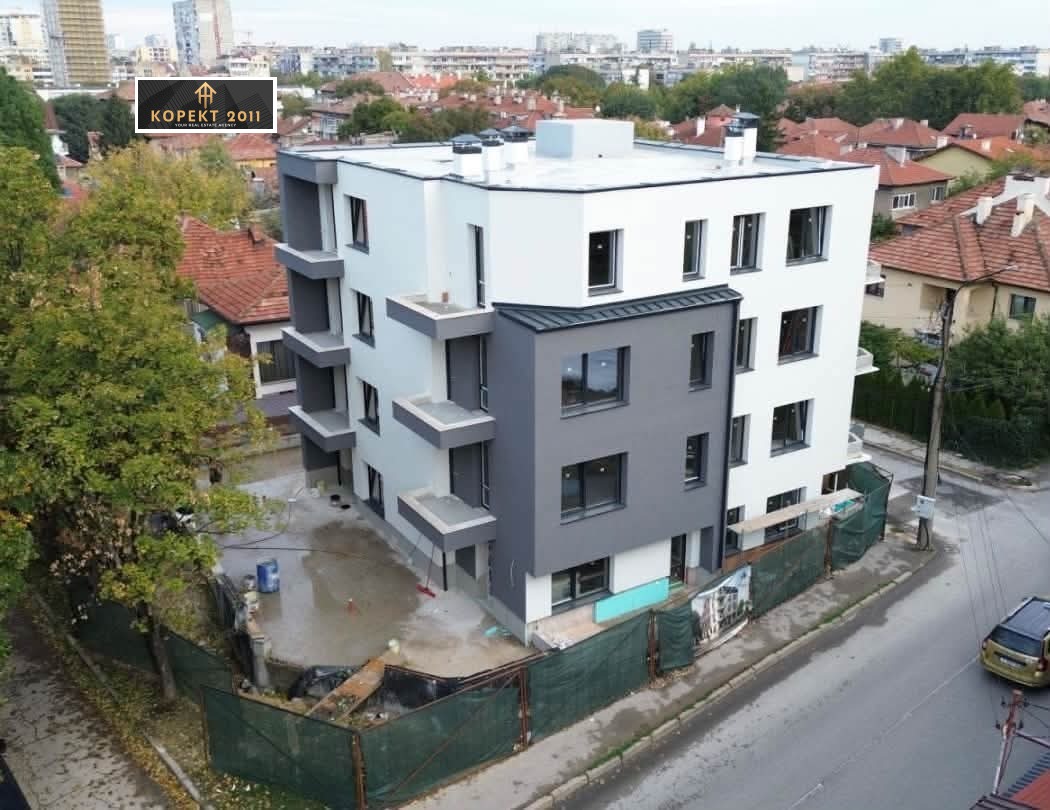 Продава ГАРАЖ, ПАРКОМЯСТО, гр. Русе, Родина 2
