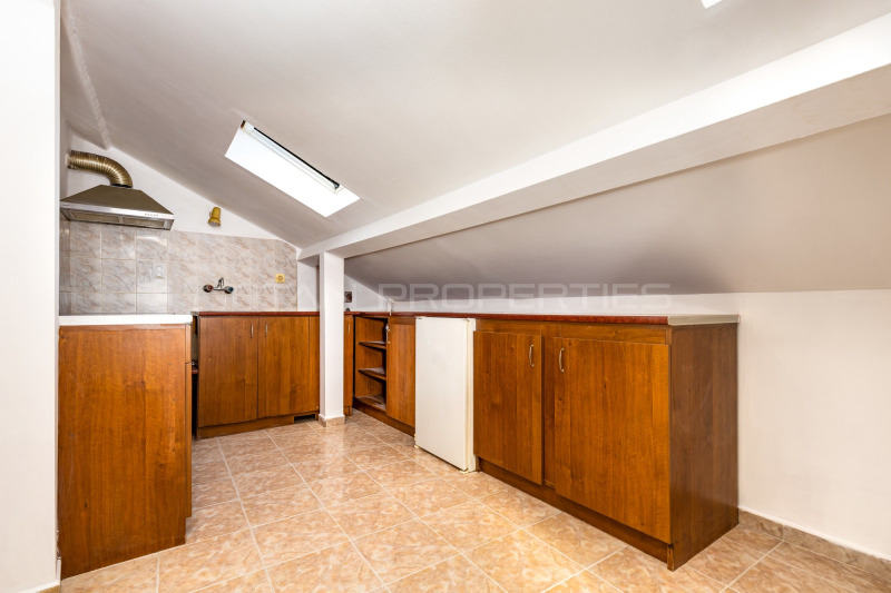 For Sale  3 bedroom Plovdiv , Kamenitsa 1 , 179 sq.m | 54931541 - image [13]