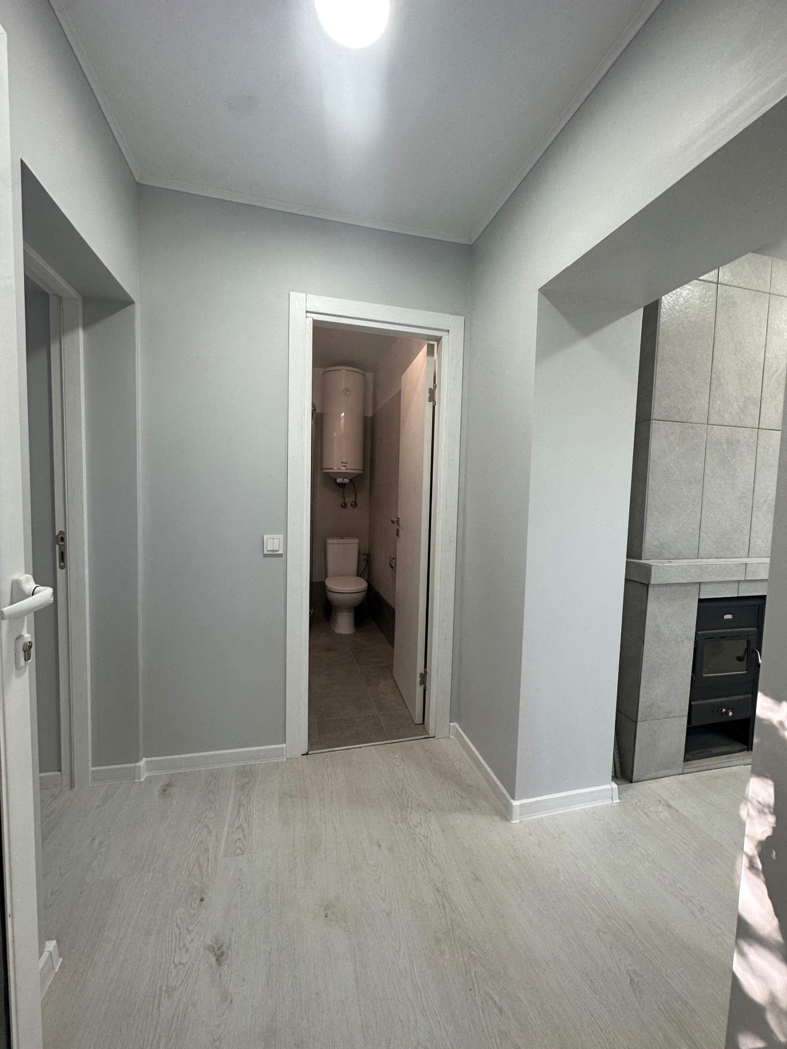 Продава КЪЩА, с. Подвис, област Бургас, снимка 3 - Къщи - 56166528