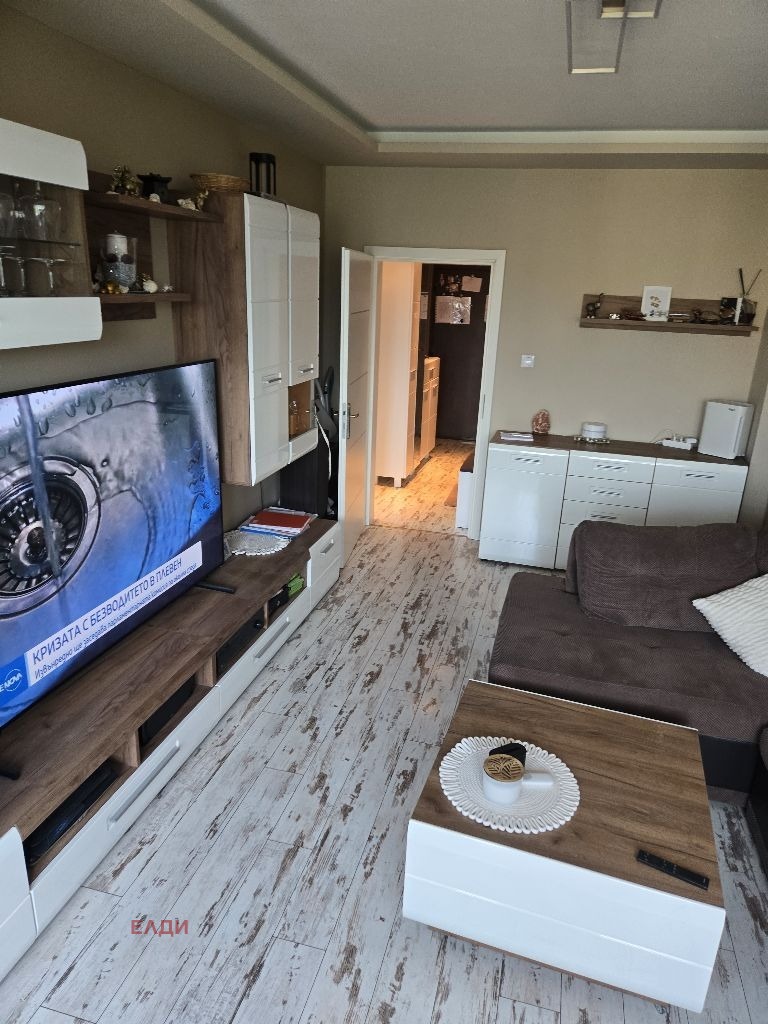 Продава  3-стаен, град София, Дървеница •  340 000 € • ID 65179405 — holmes.bg - [1] 