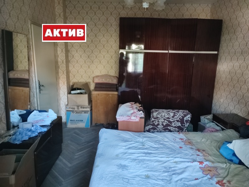 Продава 4-СТАЕН, гр. Търговище, Център, снимка 8 - Aпартаменти - 47620934