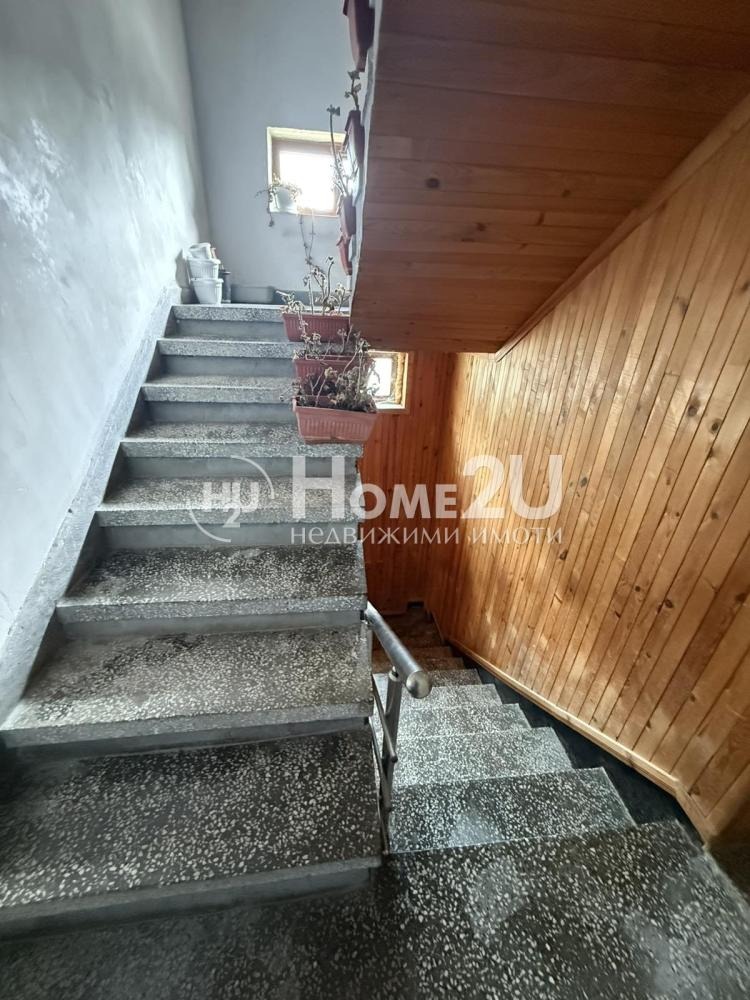 Продава ЕТАЖ ОТ КЪЩА, гр. Аксаково, област Варна, снимка 10 - Етаж от къща - 54203595