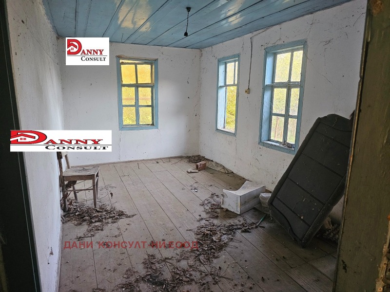 Продава КЪЩА, с. Благоево, област Велико Търново, снимка 5 - Къщи - 52319745