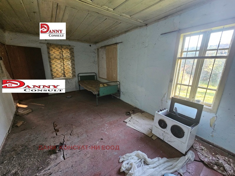 Продава КЪЩА, с. Благоево, област Велико Търново, снимка 10 - Къщи - 52319745