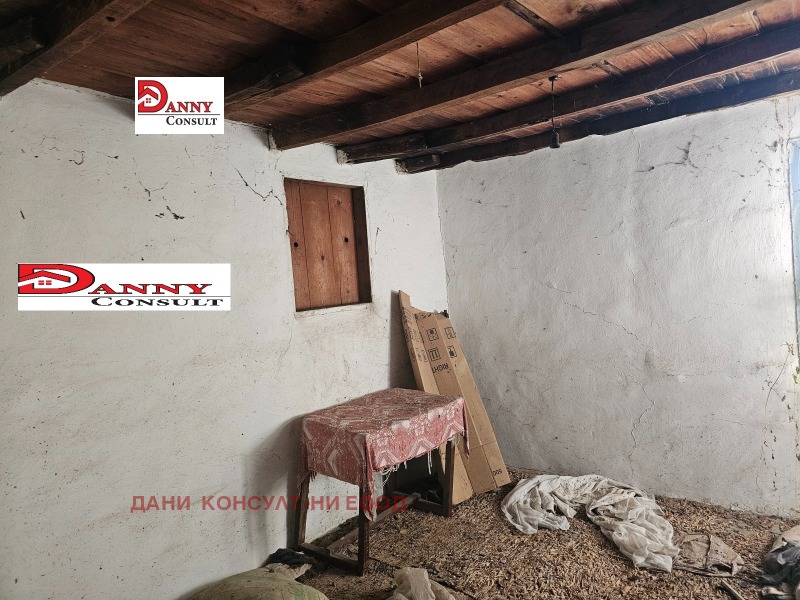 Продава КЪЩА, с. Благоево, област Велико Търново, снимка 9 - Къщи - 52319745